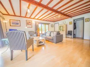 Chalet in Rendeux with Garden - Hampteau