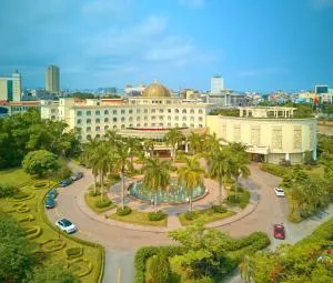 Khách sạn Quốc tế Lợi Lai - Li Lai International Hotel - Móng Cái