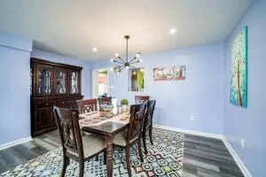 Elegant 4 Bedroom Home with Office and Parking. - Springfield