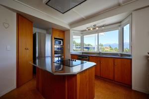 Expansive Views, Spacious, Large Yard - KK24113