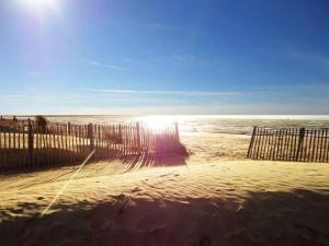 Studio cabine, terrasse au Grau-du-Roi, proche plage et commerces - FR-1-307-96