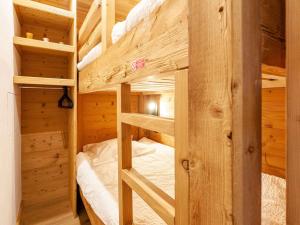 Appartement rénové 34m², 4 pers, 2 ch, au cœur de Val Thorens avec accès pistes et WIFI - FR-1-545-29