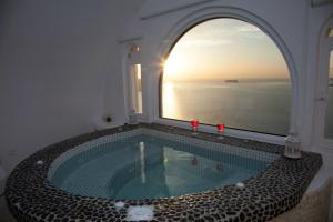 Caldera View Private Villa Santorini Greece