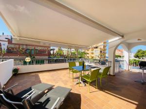 APARTAMENTOS AQUARIUM (1C). BIG TERRACE.