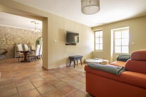 Villas Le Mas de Bernard typical provencal holidayhouse f : photos des chambres