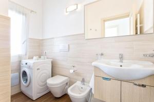 Valledoria grande Villa con piscina per 10 persone a 500m dalla spiaggia