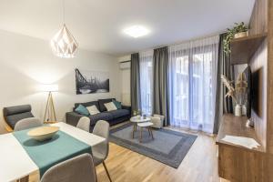 Pleasure Place Apartment