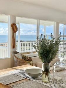 The Landing Aldinga Beach Front Private Pool