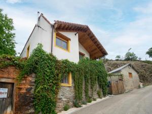 Belvilla by Oyo Casa rural Leon II