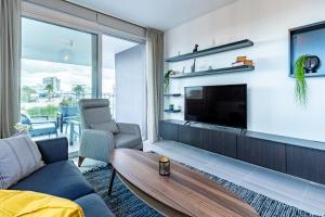 Sunflower 1-Bedroom Apartment in Larnaca