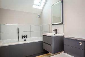 The Willows, Ashlin Farm Barns