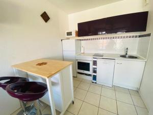 Appartements Appartement Hendaye, 2 pieces, 4 personnes - FR-1-2-327 : photos des chambres