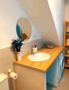 Apartamento en la playa las arenas +Wifi+AC