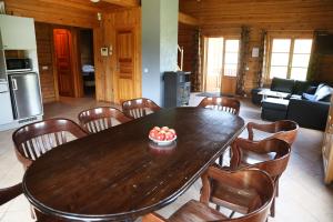 Sodyba šeimai "Obuolių namai"