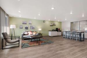 WoodSpring Suites Phoenix-Deer Valley