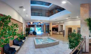 Hotel Slavey -Inclusive