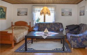 Cozy Home In Kyrkhult With Wifi