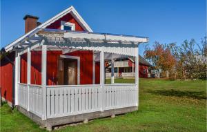 Cozy Home In Kyrkhult With Wifi