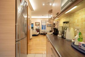 Acropolis metro st 3 bedrms 6 pers maisonette by MPS