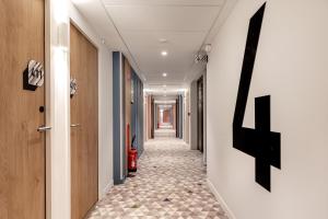 Hotels B&B HOTEL Lille Lillenium Eurasante : photos des chambres