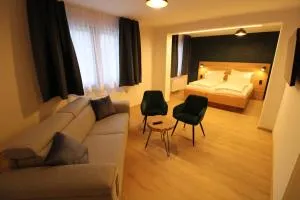 DER Hirsch Hotel - 卡尔特赫贝格