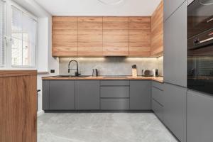 Apartment in The Heart of Wrocław by Renters Prestige