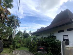 Ambary Ubud Private Courtyard Villa - For One Group Only