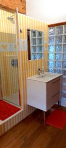 Maisons de vacances les galets de l agly, 6 ch, 12 couchages Semaine ou WE famille amis copains : photos des chambres