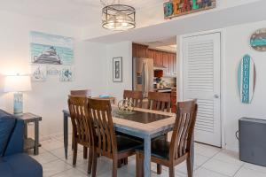 5 Star 30 Steps from Beach l 3m Walk to Rest & Shops