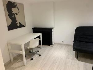 Appartement 1er Etage 42m2 hyper centre ville parking gratuit