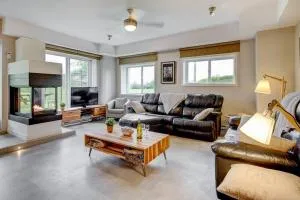 Nouveau - Bord de fleuve, Mont Sainte-Anne et + ! - Saint-Jean