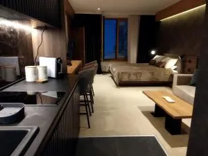 Family Apart Woodside - Brzeće