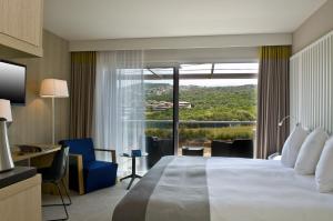 Hotels Radisson Blu Resort & Spa, Ajaccio Bay : photos des chambres