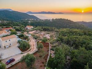 Fiscardo Luxury Stone Villa Suzana ,with sunset view!