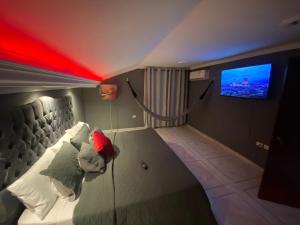 Cartagena Classics - Omega House