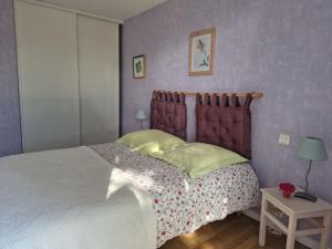 Maisons de vacances Holiday home with sea view, Pordic : photos des chambres