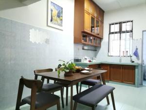 UIA Younee Kuantan Homestay 3R2B 9pax 5 min to town