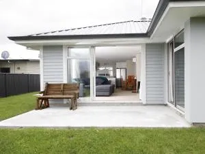 Fiordland Getaway - Te Anau Holiday Home - Te Anau Downs