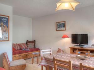 Appartements Appartement Le Monetier-les-Bains, 2 pieces, 7 personnes - FR-1-330F-32 : photos des chambres