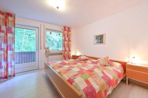 Ferienwohnung Landhaus Helga unterm Schloss