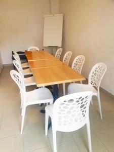 Hotels Coliwork Le Saint Romain : photos des chambres