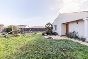 Maisons de vacances Maison avec piscine pour 13, a Notre Dame de Riez : photos des chambres