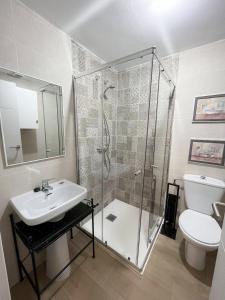 Amplio apartamento en Av. Carlos Haya