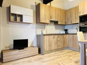 Apartamentos Raíces