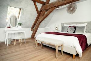 Hotels DOMAINE DES LUMIERES : photos des chambres