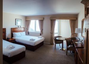 Twin Room room in Lehinch Lodge