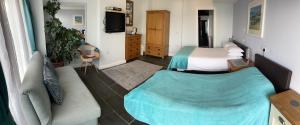 Deluxe Double or Twin Room with Sea View room in Sawyers Bed and Breakfast