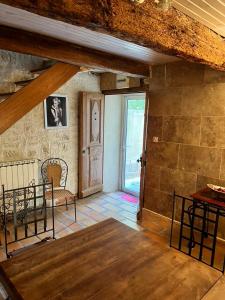 Maisons de vacances La maison sur la place dans la vieille ville Aigues Mortes : photos des chambres