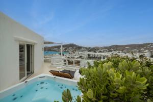 Vista Suite with Panoramic Sea View and Hot Tub room in Kensho Ornos