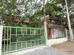 Biohostal Mindo Cloud Forest - 明多